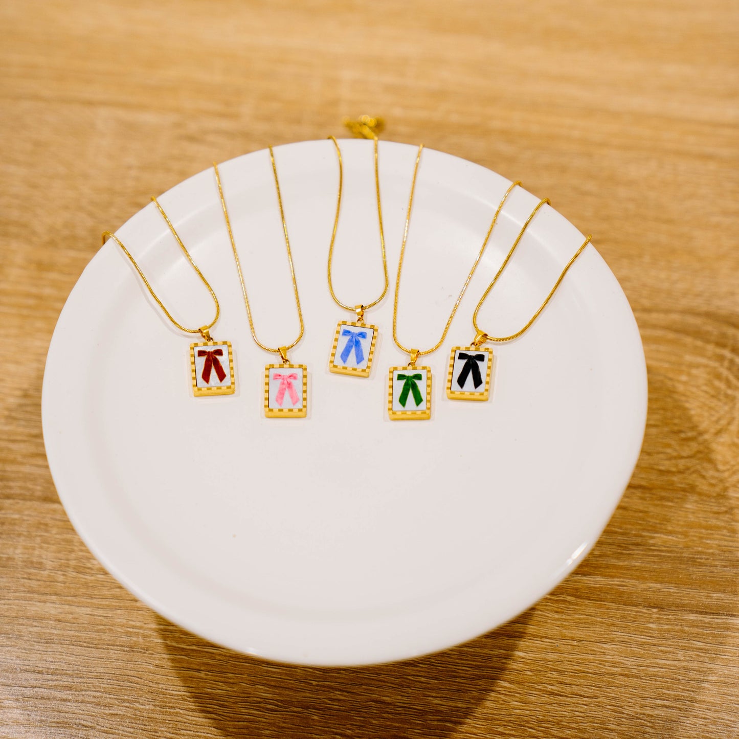 Interchangeable Necklace + Bow Inserts!